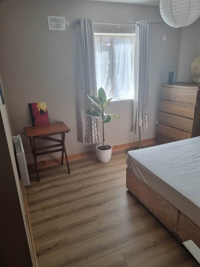 Nigel's room