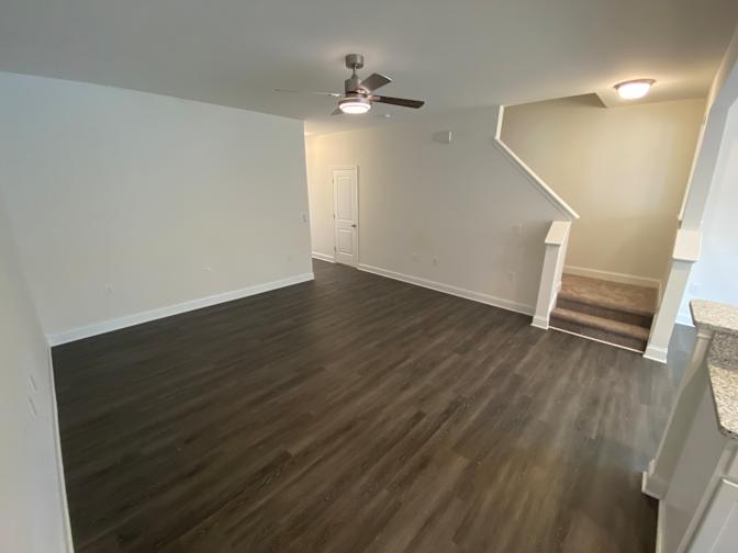 Alcove Rooms's room
