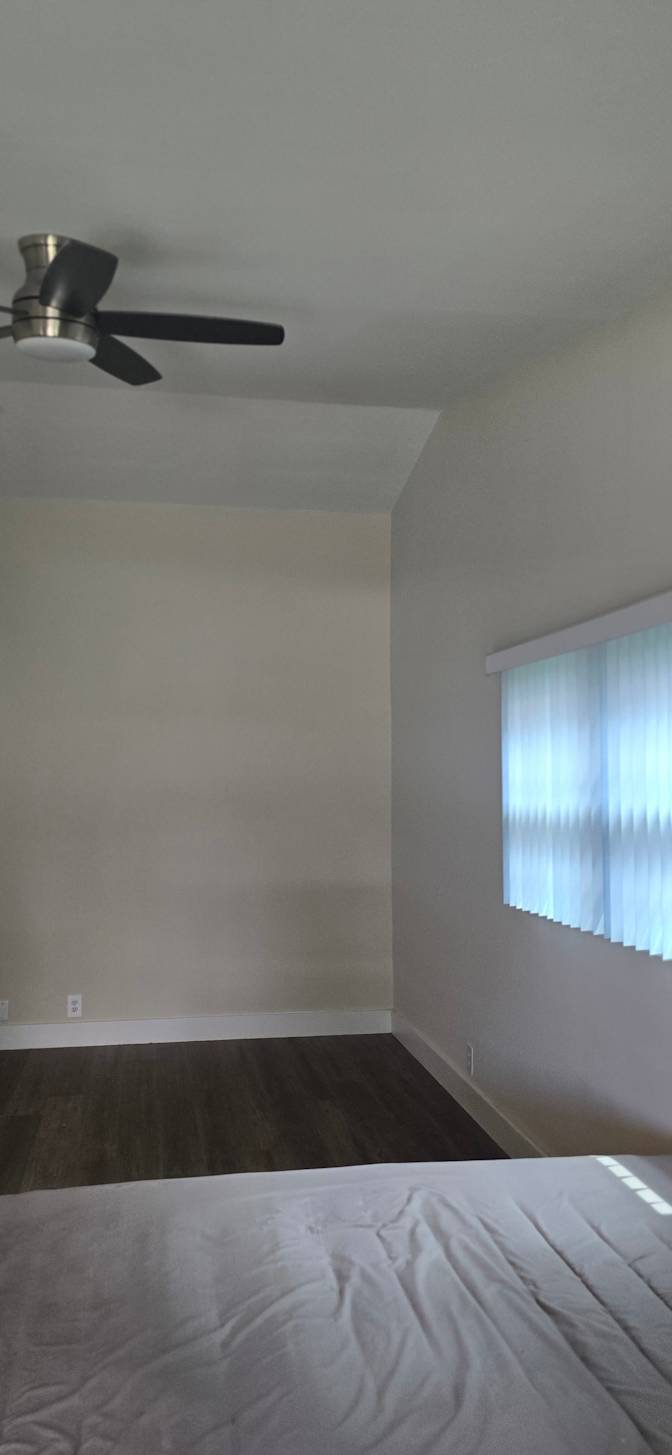 VIVIANA's room