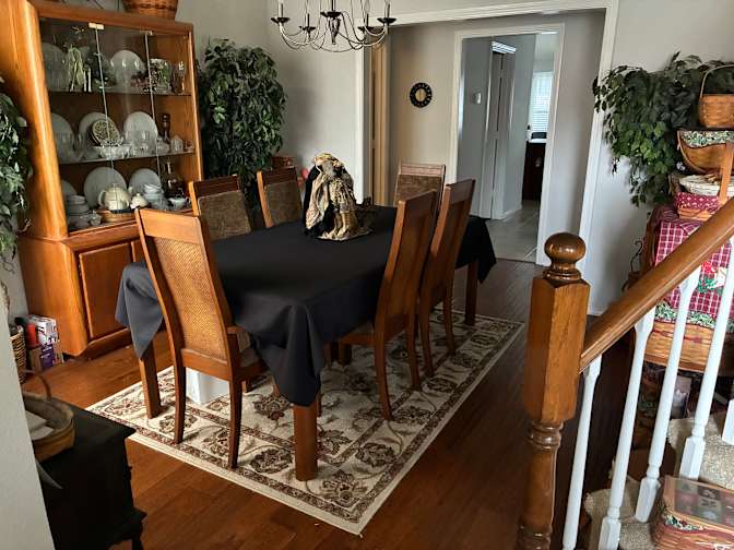 Sandee's room
