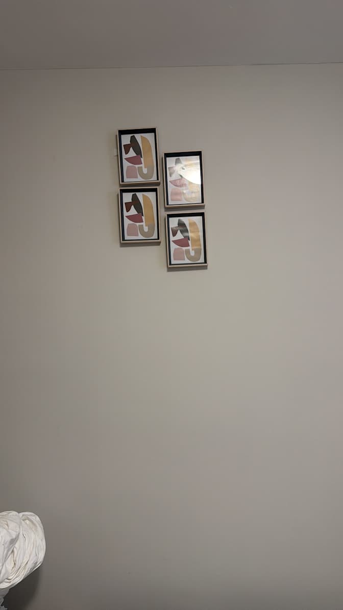 Shamsa's room