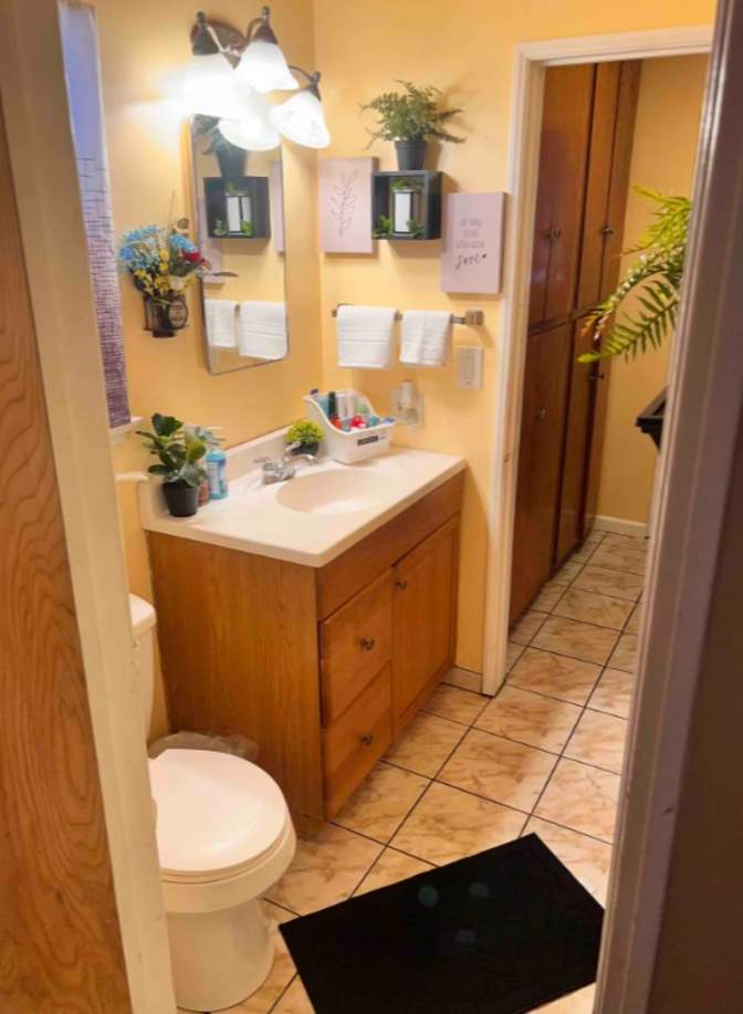 Destiny's room