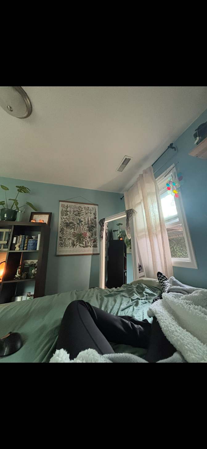 Gina's room