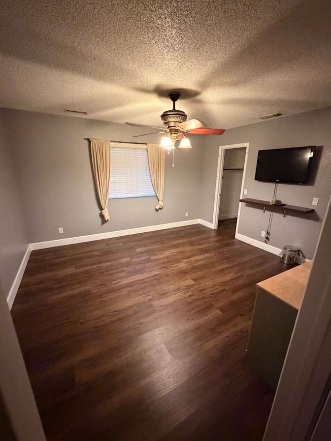 Chelsea Chanice's room
