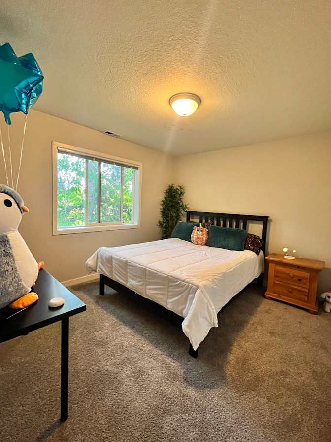 Diana's room