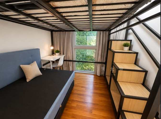alex tan's room