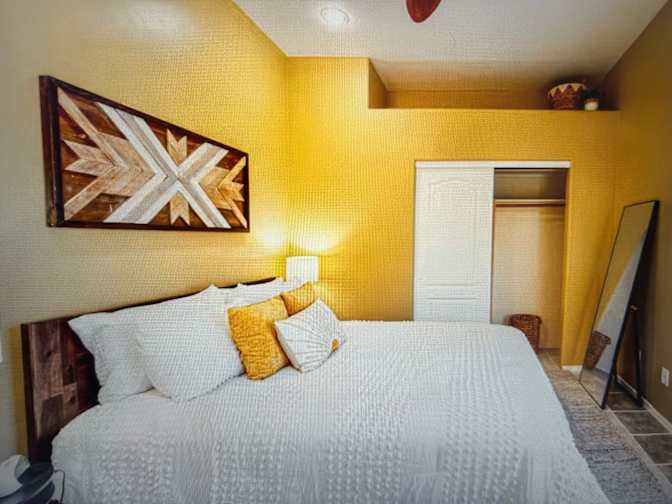 Moira Z Woods's room