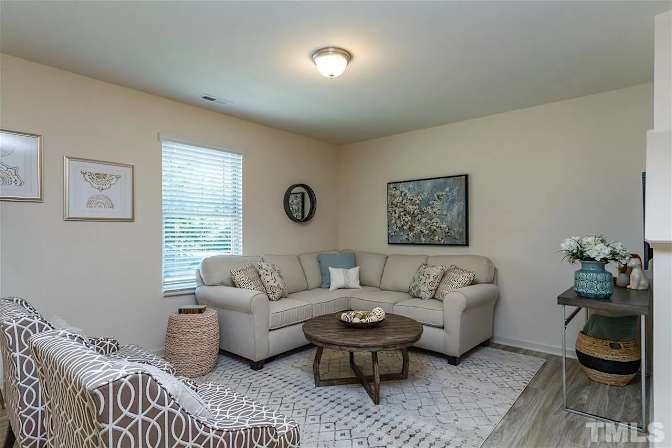Alcove Rooms's room