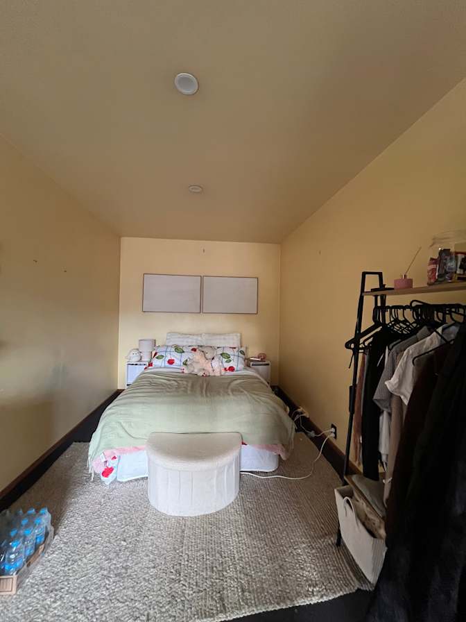 Cate's room