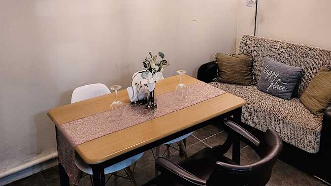 chaki's room