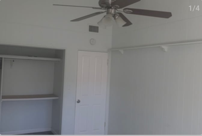 Benzo's room