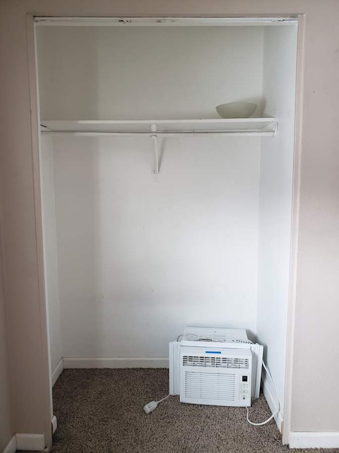 Ren's room