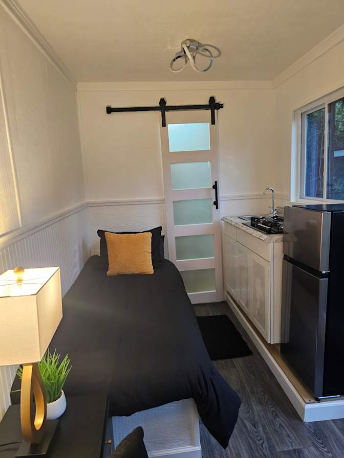 Dameion's room