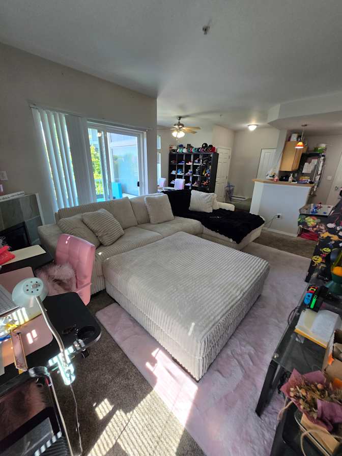 Ron's room