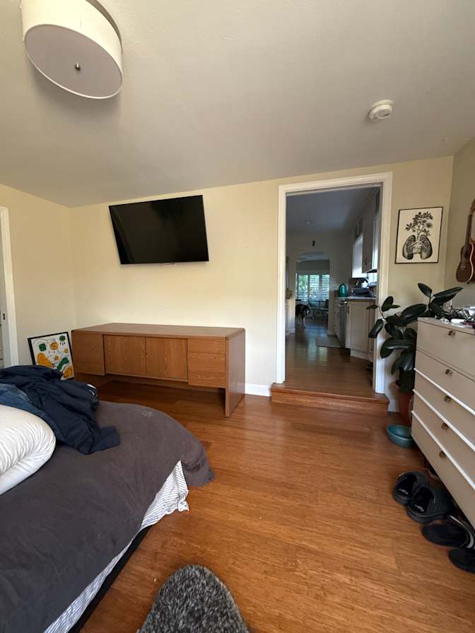 Spencer  Cantrell's room
