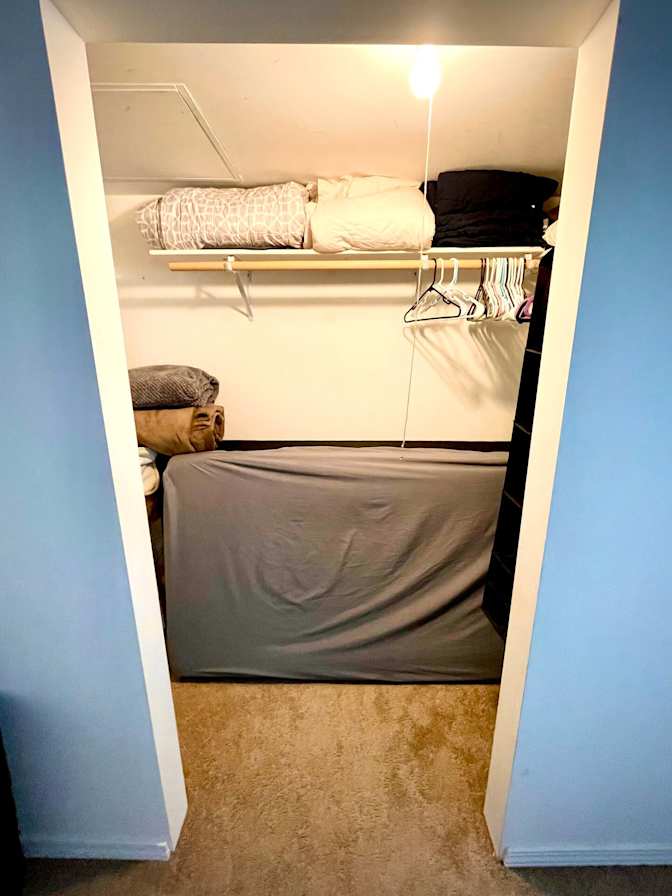 Raymond Liang's room