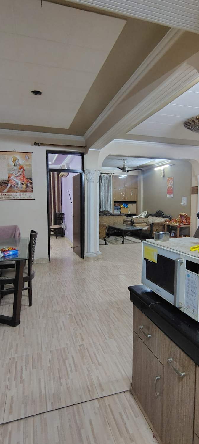 Geetanjali's room