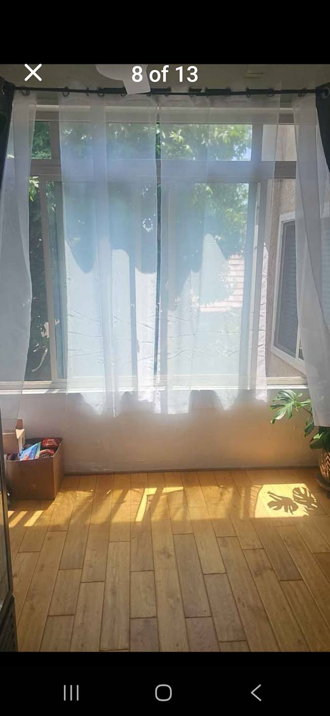Ron's room