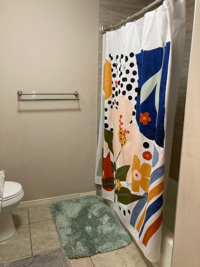 Jennifer's room