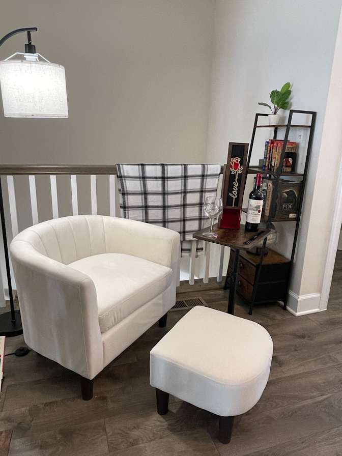 Angel velez's room