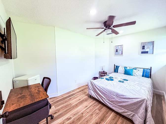 PadSplit's room