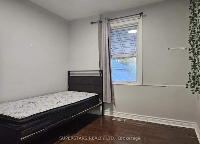 Ben's room