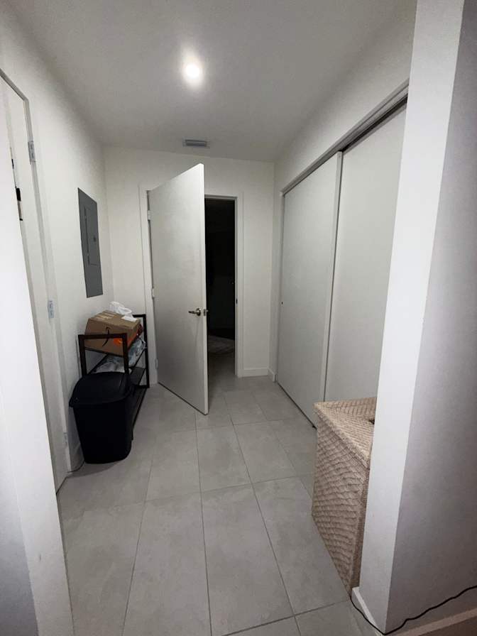 Nidia Contreras's room