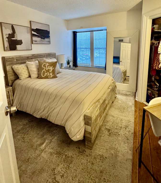 Jennifer's room