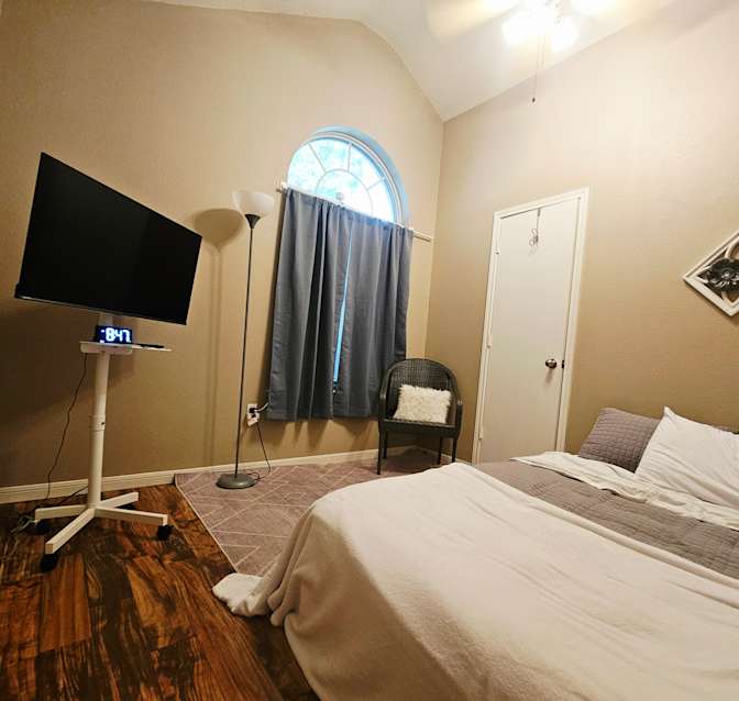 Lee Villagomez's room