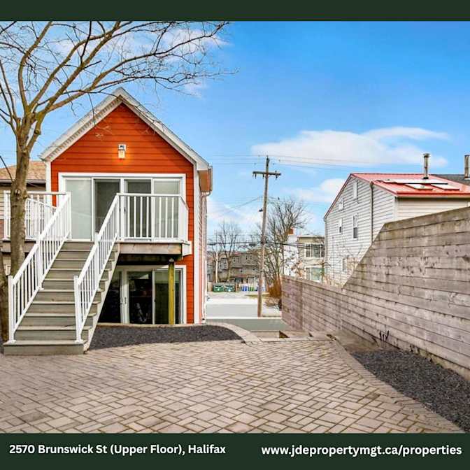 JDE Property Management Inc.'s room