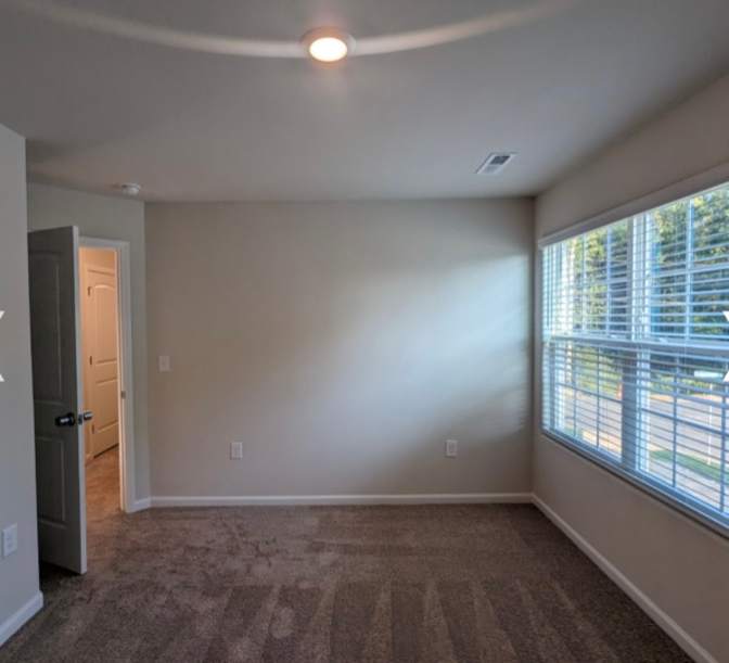 Alcove Rooms's room