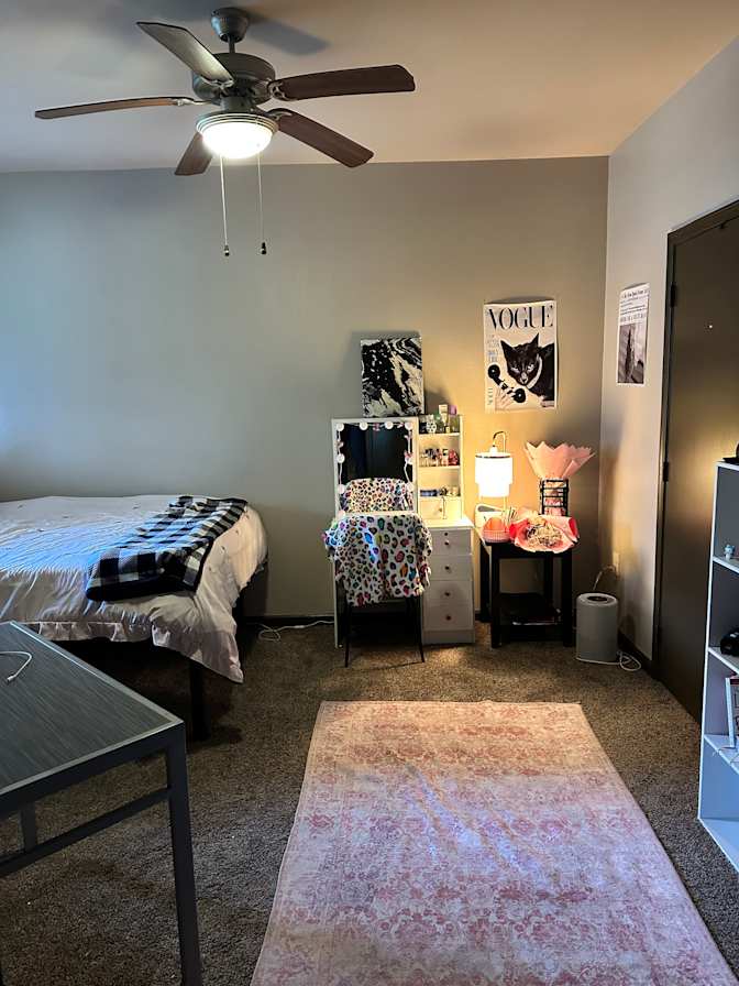 Aaliyah Olvera's room