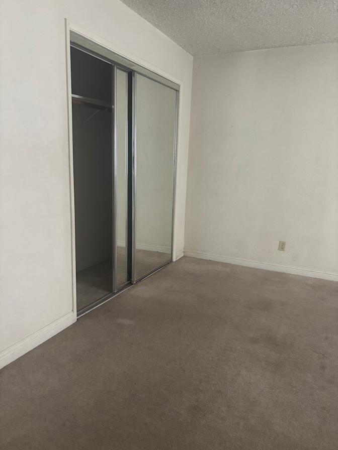 Christel Zazueta's room