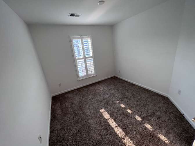 Alcove Rooms's room