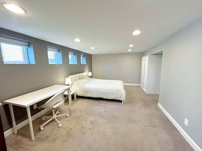 Shirin's room