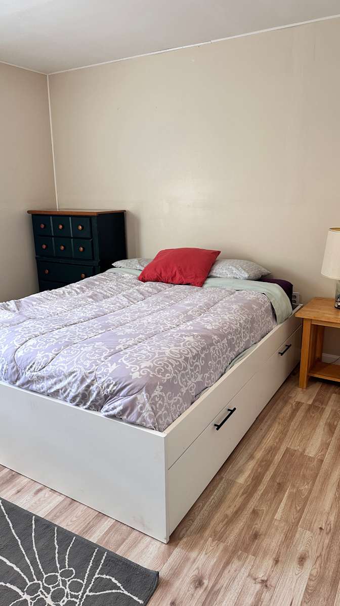 Awesome Roomate's room
