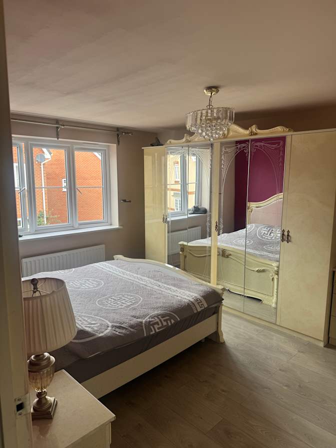 Maciej Nowak's room