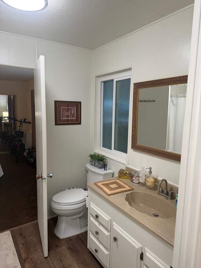Rodney Knapp's room