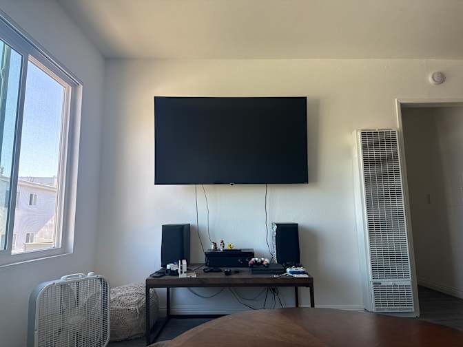 Aidan B Carter's room