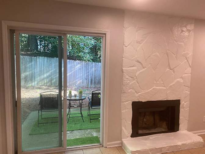 Alcove Rooms's room