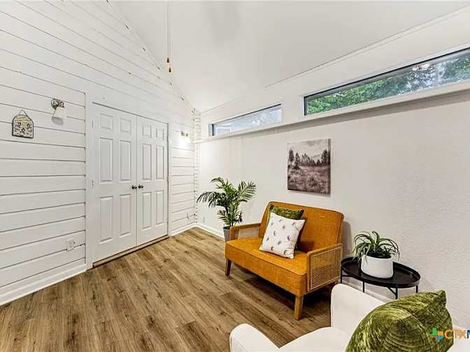 Ryel Leija's room