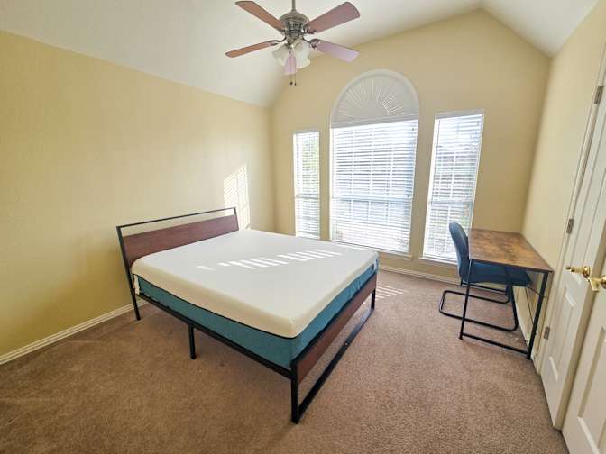 Ange's room