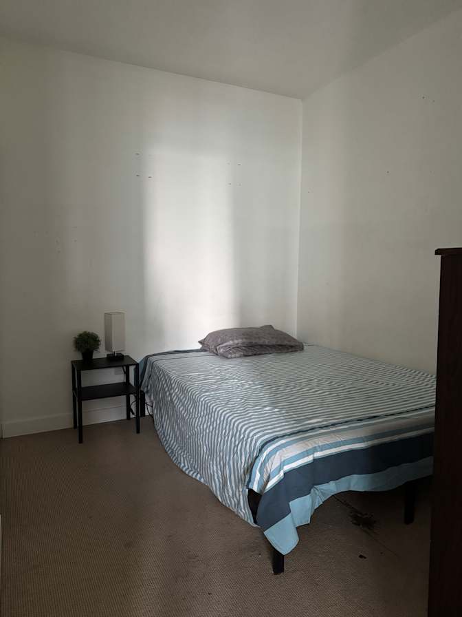 Farhan's room