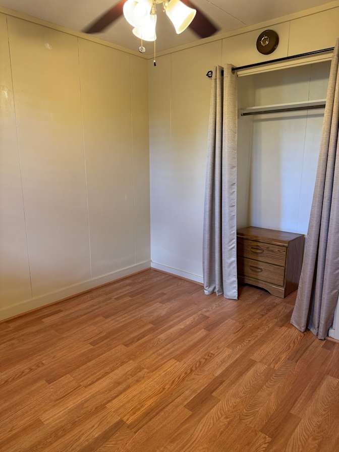 Taino's room