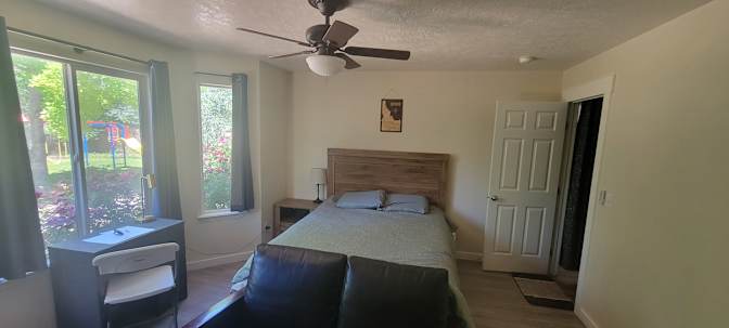 Benjamin Deleon's room