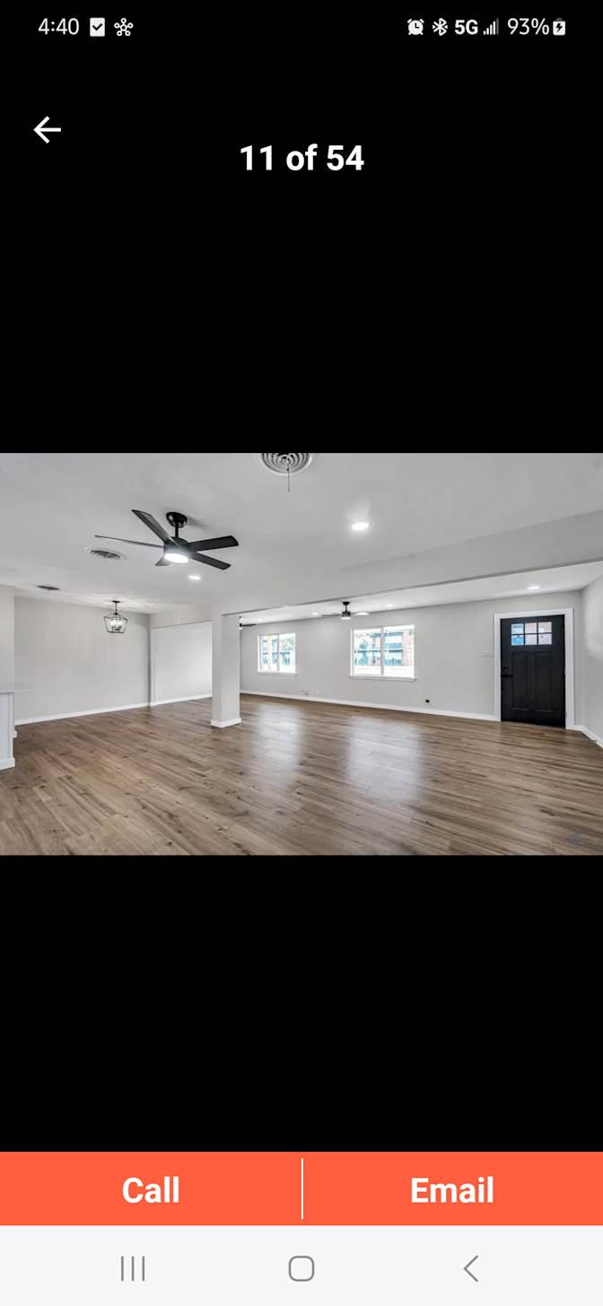 Oscar's house's room