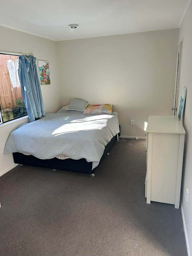 Talia's room
