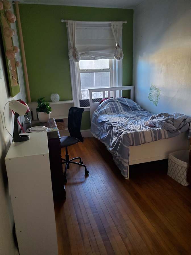 Matteo's room