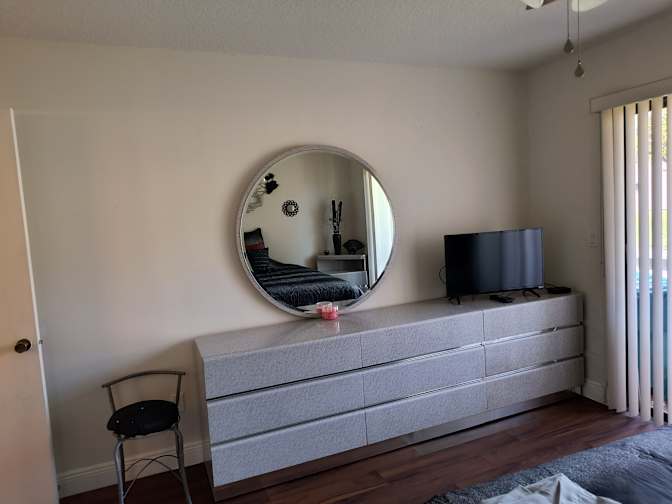 Debbi Daniello's room