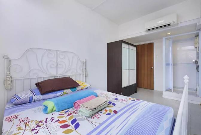 Roomy's room